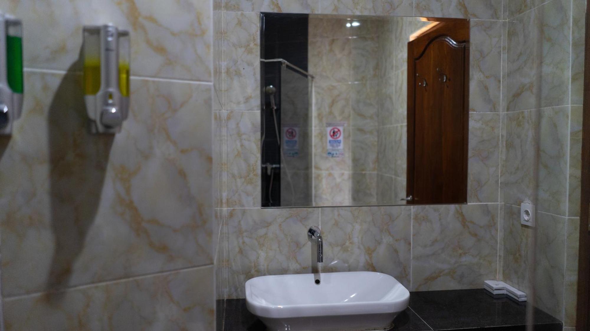 Revayah Hotels Рутенг Экстерьер фото